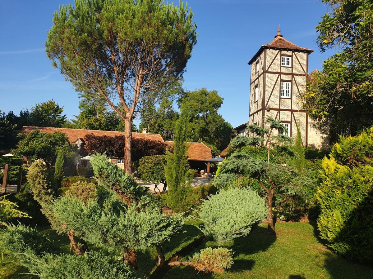 Moulin Du Soustre Bed & Breakfast Cavagnac Bagian luar foto