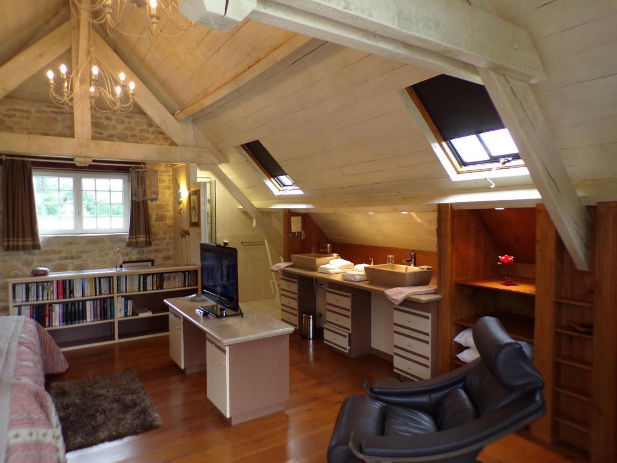 Moulin Du Soustre Bed & Breakfast Cavagnac Bagian luar foto