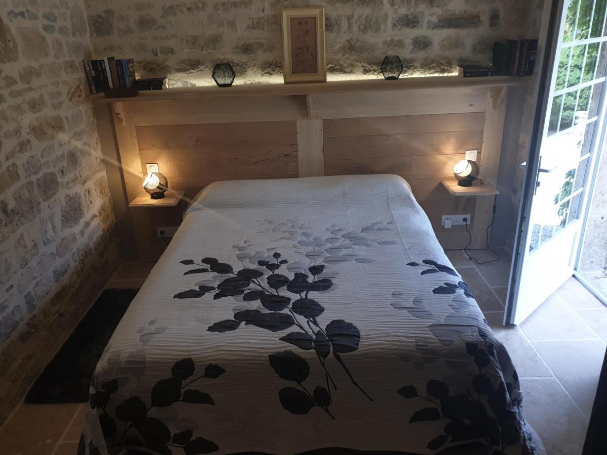 Moulin Du Soustre Bed & Breakfast Cavagnac Bagian luar foto